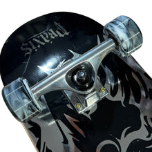 Cargar imagen en el visor de la galería, Patineta PRAXIS grecas (envio y llave gratis).