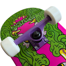 Cargar imagen en el visor de la galería, Patineta GLITCH mostró (llave + envio gratis)