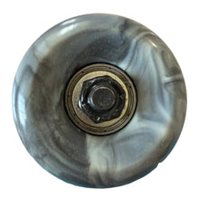 Cargar imagen en el visor de la galería, Patineta NASTY bombs 15 (envio y llave gratis)