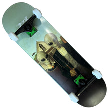 Cargar imagen en el visor de la galería, Patineta TOOL alien (envio + llave GRATIS) OFERTA DEL MES.