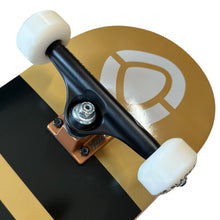 Cargar imagen en el visor de la galería, Patineta C1RCA logo pro (llave + envio gratis)