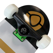 Cargar imagen en el visor de la galería, Patineta C1RCA logo 1 (envio y llave gratis).