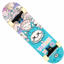 Cargar imagen en el visor de la galería, Patineta TOXINA labubu 7 (envio y llave gratis).