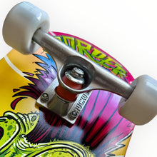 Cargar imagen en el visor de la galería, Patineta BORDER  punk (llave + envio gratis).