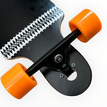 Cargar imagen en el visor de la galería, Longboard blazer logo (envio + llave gratis)