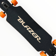 Cargar imagen en el visor de la galería, Longboard blazer logo (envio + llave gratis)