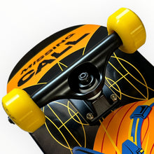 Cargar imagen en el visor de la galería, Patineta GLITCH mising call (llave + envio gratis)