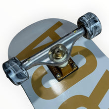 Cargar imagen en el visor de la galería, Patineta C1RCA logo pro (llave + envio gratis)