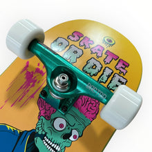 Cargar imagen en el visor de la galería, Patineta TOOL alíen (llave + envio gratis)