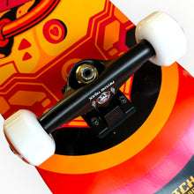 Cargar imagen en el visor de la galería, Patineta GLITCH Lost (llave + envio gratis)