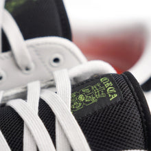 Cargar imagen en el visor de la galería, 50 TM-LUNAR ROCK/BLACK/FLAME (Sofia-Manhole Series)