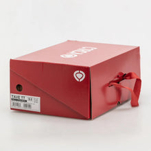 Cargar imagen en el visor de la galería, NUEVO C1RCA TAVE TT WHITE RAVEN GUM.
