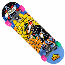 Cargar imagen en el visor de la galería, Patineta GLITCH raton (envio y llave gratis).
