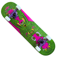 Cargar imagen en el visor de la galería, Patineta GLITCH mostró  (llave + envio gratis)
