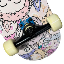 Cargar imagen en el visor de la galería, Patineta TOXINA labubu 7 (envio y llave gratis).
