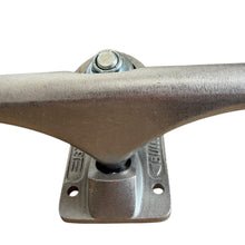 Cargar imagen en el visor de la galería, Truck Bullet negro verde
