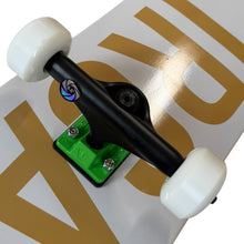 Cargar imagen en el visor de la galería, Patineta C1RCA logo 1 (envio y llave gratis).
