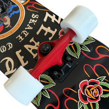 Cargar imagen en el visor de la galería, Patineta ZENIT calaca (envio y llave gratis).
