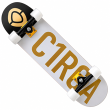 Cargar imagen en el visor de la galería, Patineta C1RCA logo 9 (envio y llave gratis)
