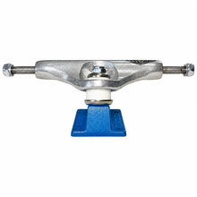 Cargar imagen en el visor de la galería, Truck SHIVER lince plata azul 147 (ideal tabla 8 a 8.2)
