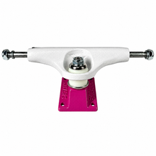 Cargar imagen en el visor de la galería, Truck SHIVER gusnachas blanco rosa 147 (ideal tabla 8 a 8.2)
