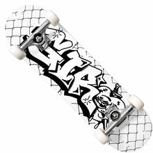 Cargar imagen en el visor de la galería, Patineta GIRO rejas (envio y llave gratis).
