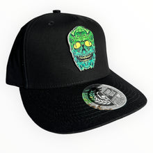 Cargar imagen en el visor de la galería, Gorra anti zombie (curva)
