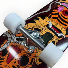 Cargar imagen en el visor de la galería, Patineta C1RCA felinos (llave + envio gratis)
