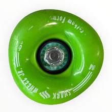 Cargar imagen en el visor de la galería, Patineta TOY MACHINE shark wheels (llave + envio gratis)

