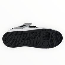 Cargar imagen en el visor de la galería, Nasty Gang blanco, negro, gris.
