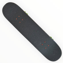 Cargar imagen en el visor de la galería, Patineta TOY MACHINE shark wheels (llave + envio gratis)
