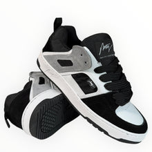 Cargar imagen en el visor de la galería, Nasty Gang blanco, negro, gris.
