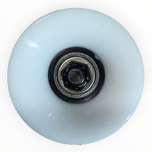 Cargar imagen en el visor de la galería, Patineta GLITCH champi 8 (llave + envio gratis).
