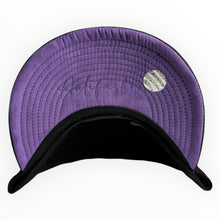 Cargar imagen en el visor de la galería, Gorra anti flores cat (curva)
