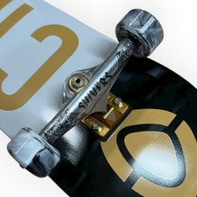 Cargar imagen en el visor de la galería, Patineta C1RCA logo pro (llave + envio gratis)
