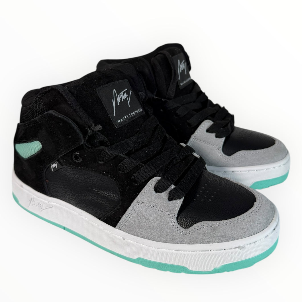 Nasty Dirty negro blanco acua