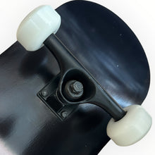 Cargar imagen en el visor de la galería, patineta BLAZER principiante peso (llave + envio gratis)
