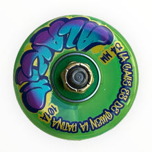 Cargar imagen en el visor de la galería, Patineta TOXINA creepybubu 5 (llave + envio gratis)
