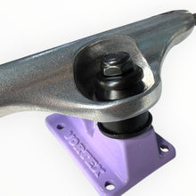 Cargar imagen en el visor de la galería, Truck VORTEX cromo lila
