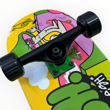 Cargar imagen en el visor de la galería, Patineta GLITCH letras graff (llave + envio gratis).
