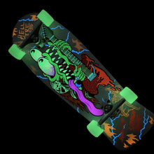 Cargar imagen en el visor de la galería, Patineta Santa Cruz ed especial stranger things Eddie Munson
