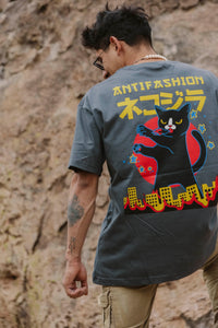 playera ANTIFASHION catzilla (oversize)